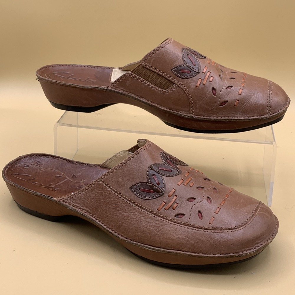 Clarks Brown Leather Embroidered Mules Slides Casual Shoes Women's - Size 7.5M